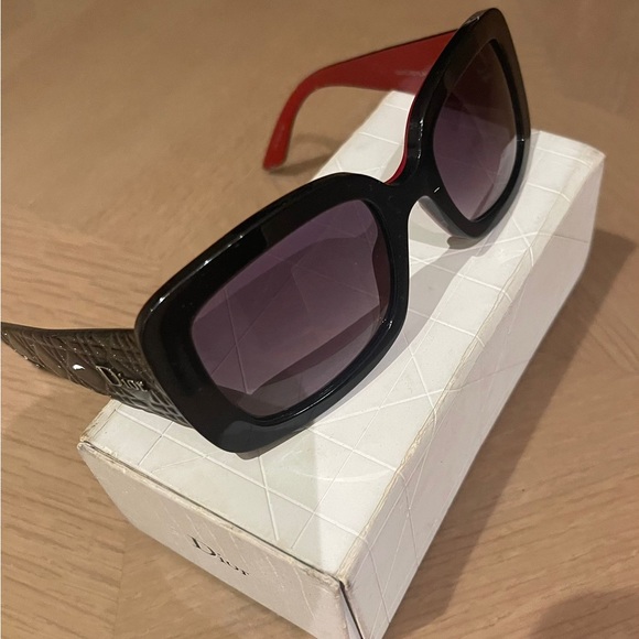 Dior sunglasses - Picture 3 of 4